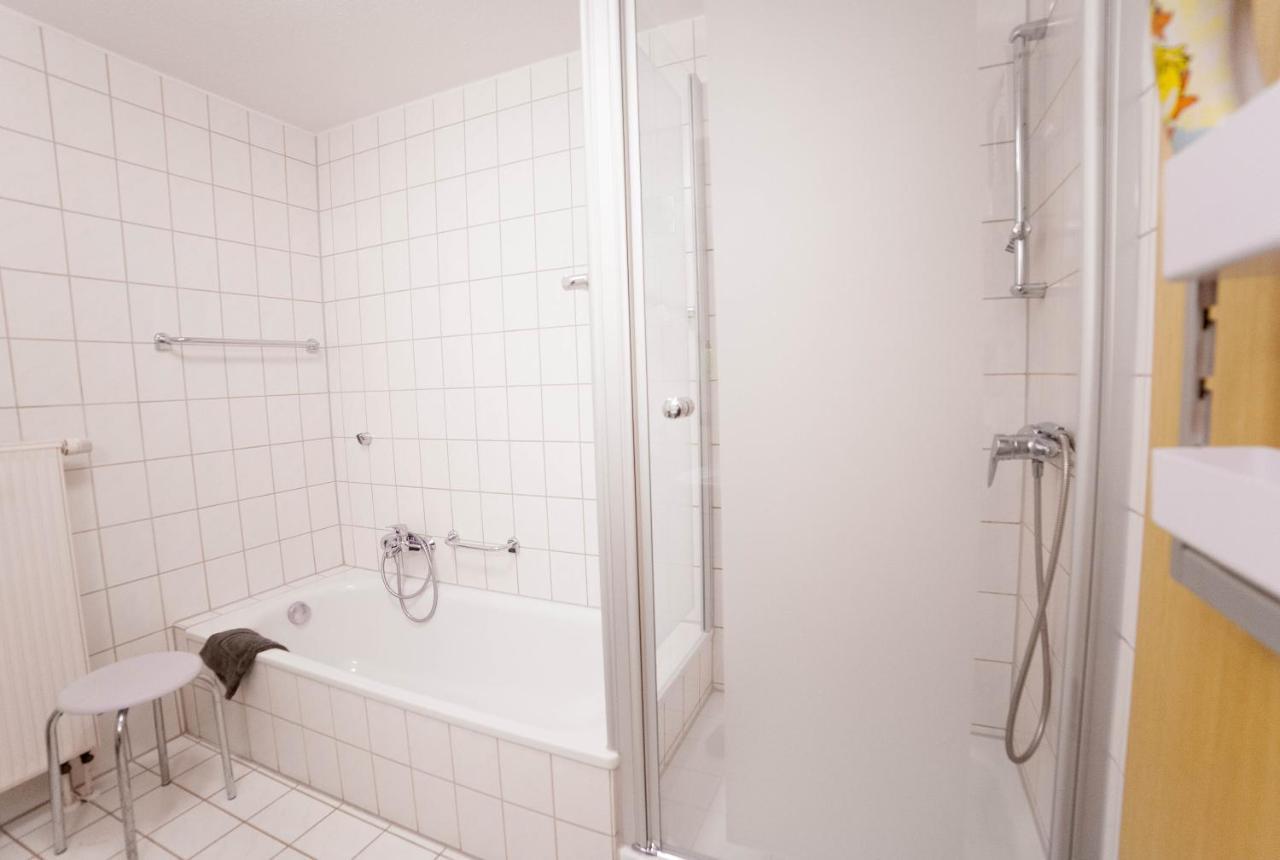 Fewoleipzig Sued Mit Tiefgarage Bagian luar foto